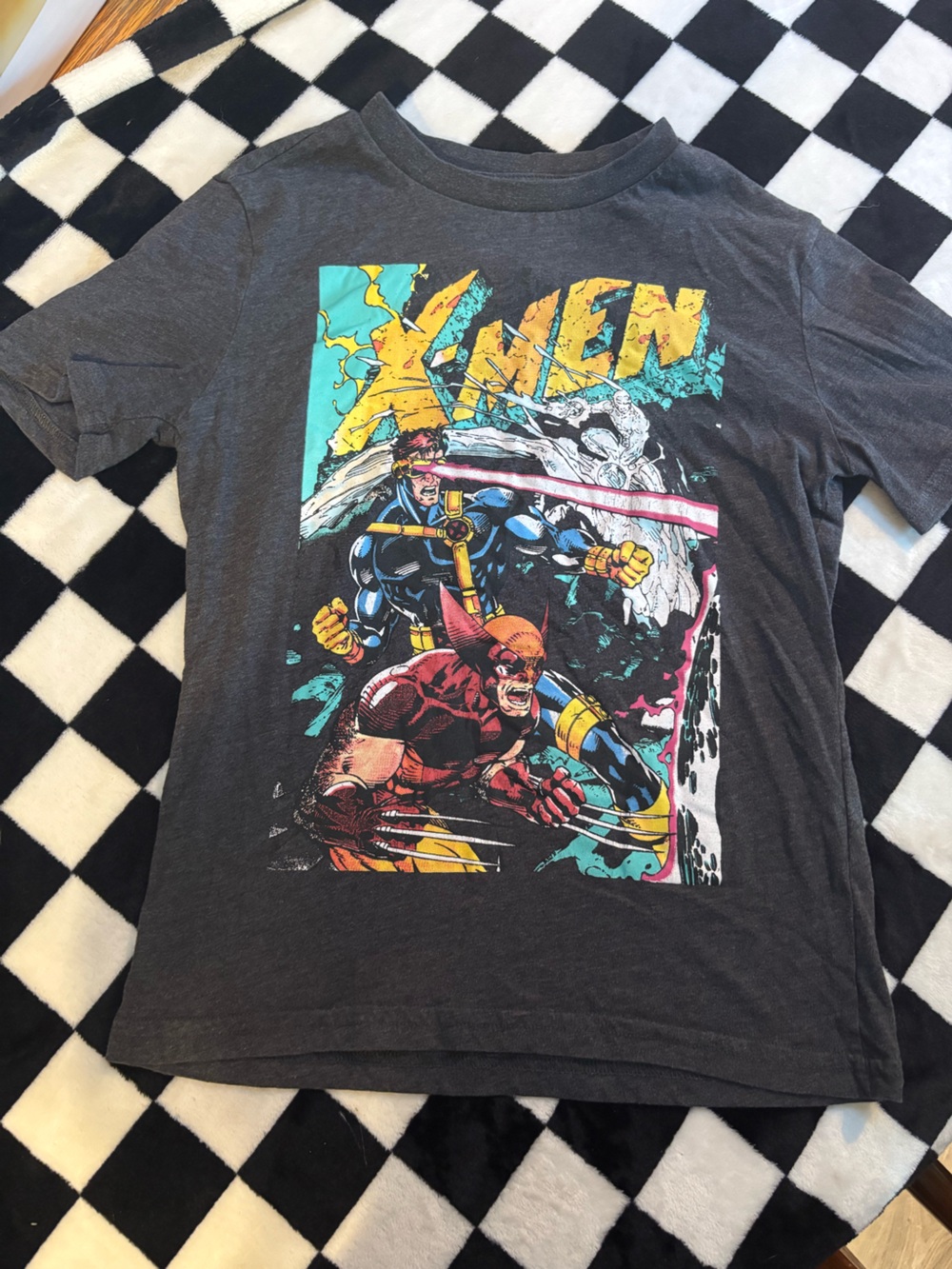 Boys medium 7/8 marvel men tshirt